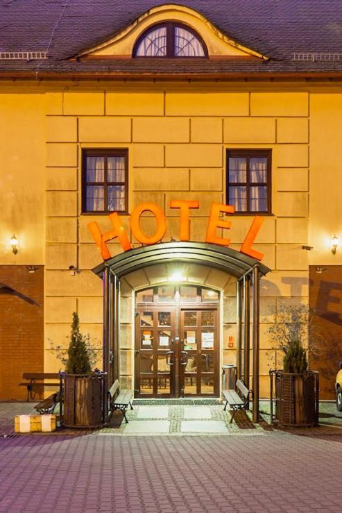Hotel Bastion Kostrzyn nad Odra Ngoại thất bức ảnh