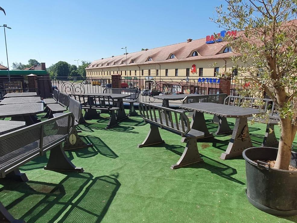 Hotel Bastion Kostrzyn nad Odra Ngoại thất bức ảnh