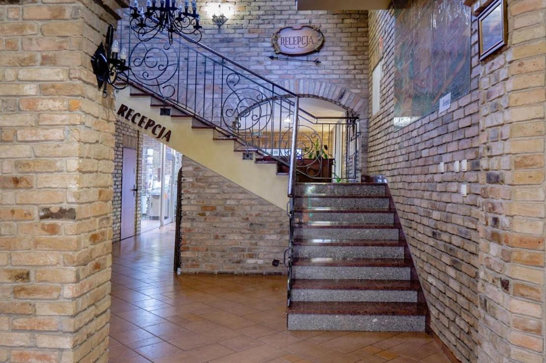 Hotel Bastion Kostrzyn nad Odra Ngoại thất bức ảnh